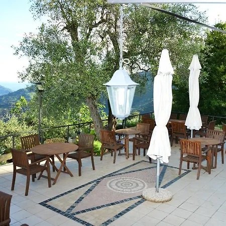 La Riana Hotel Perinaldo