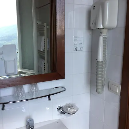 La Riana Hotel